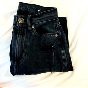 Black American Eagle Boyfriend Jeans